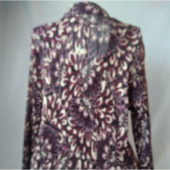 Notations button up  floral blouse - Picture 6 of 11